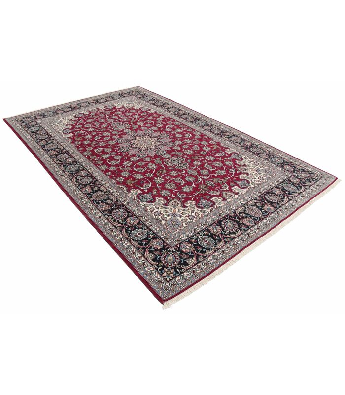 Isfahan on silk warp