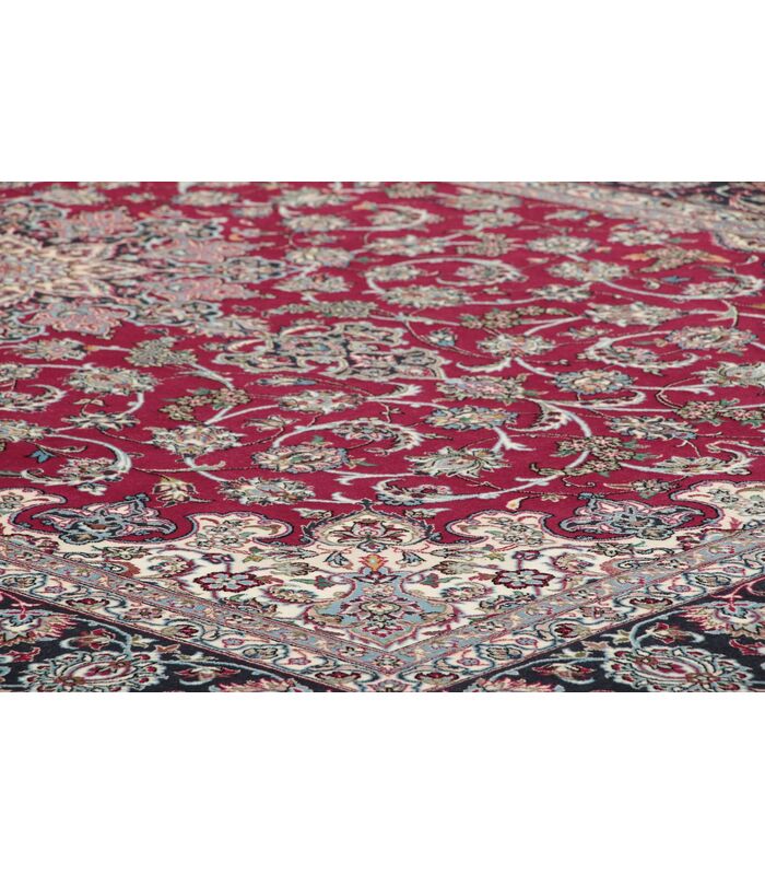 Isfahan on silk warp