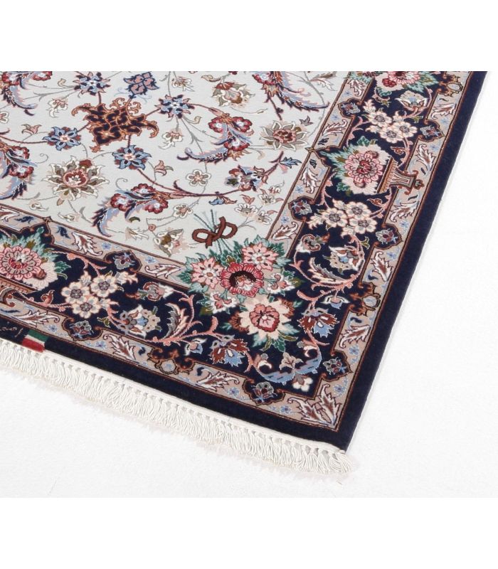 Isfahan on silk warp