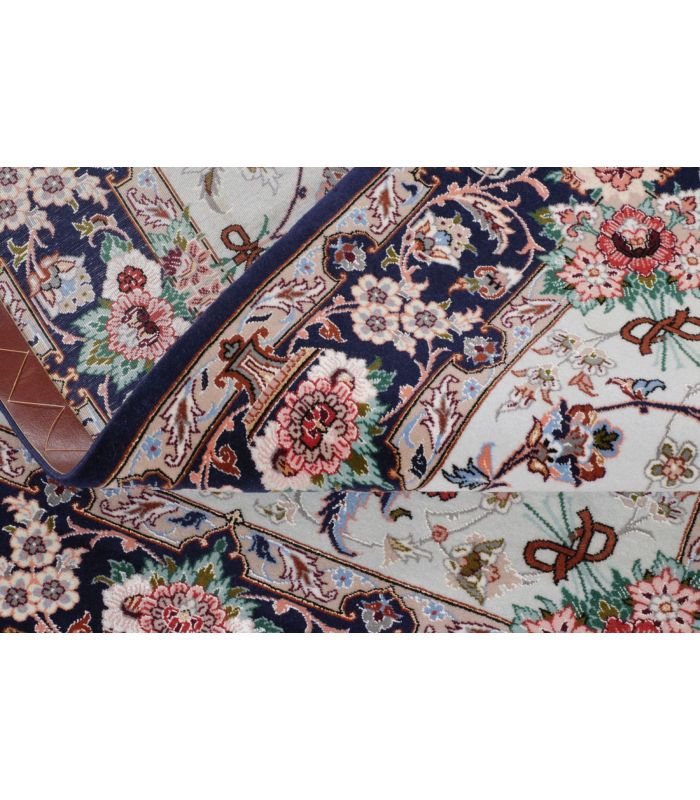 Isfahan on silk warp