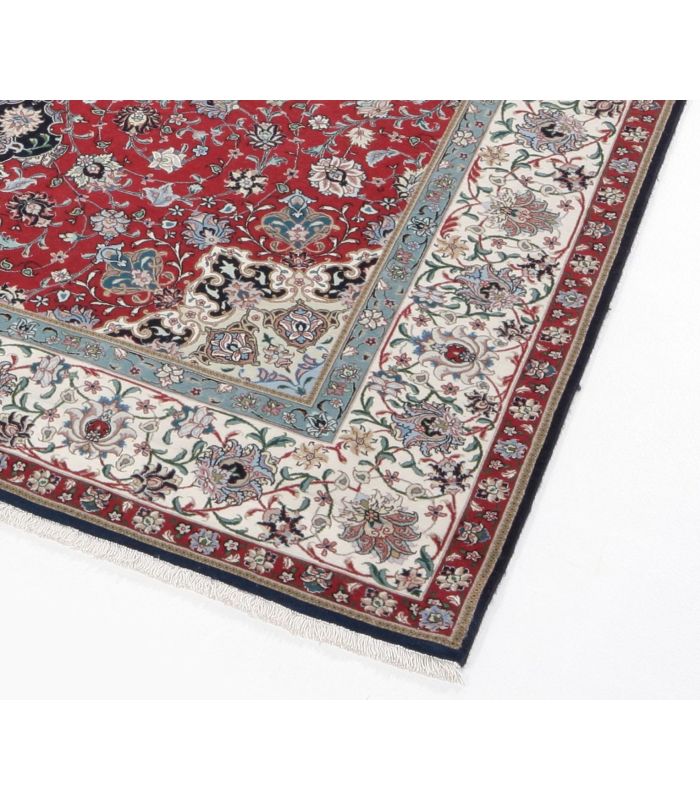 Tabriz 70raj on silk warp