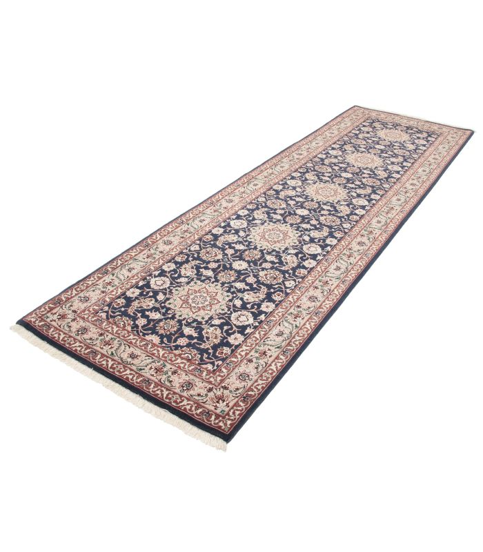 Isfahan on silk warp