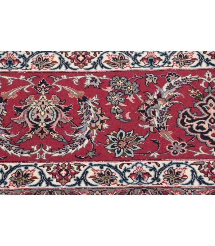 Isfahan on silk warp