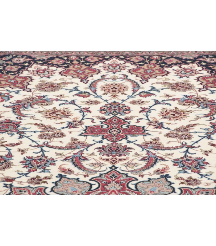 Isfahan on silk warp