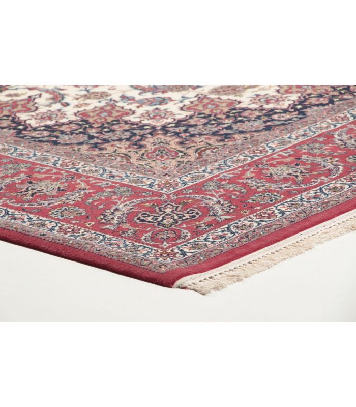 Isfahan on silk warp