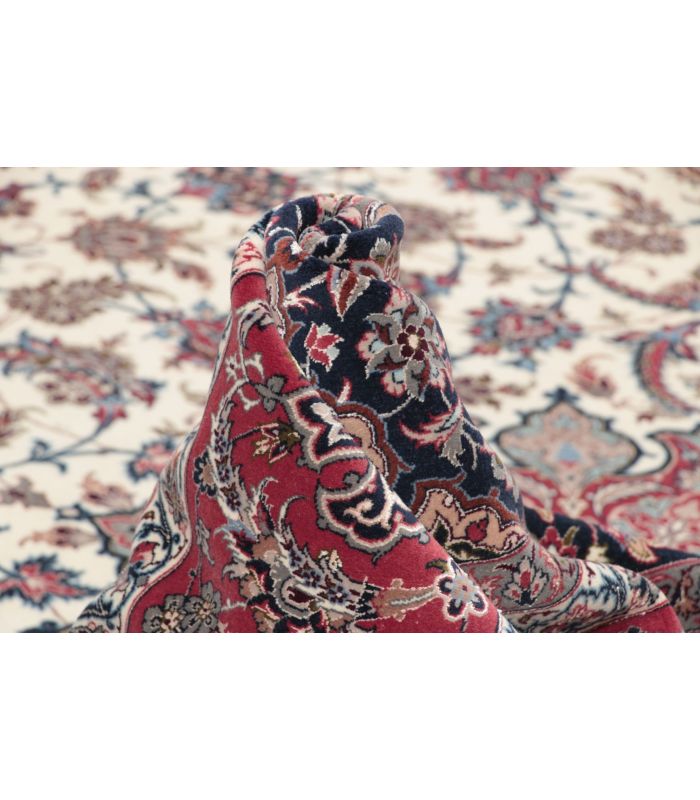 Isfahan on silk warp