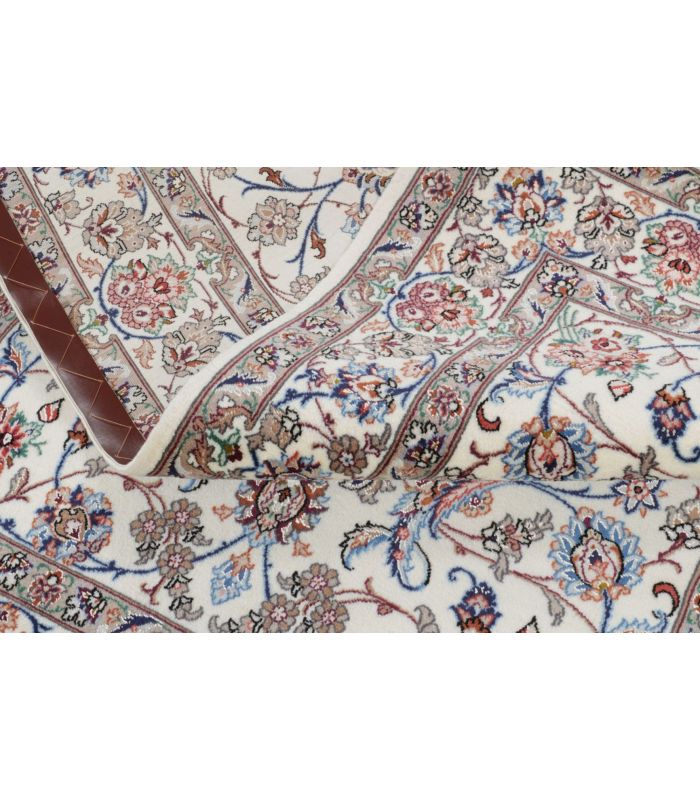 Isfahan on silk warp