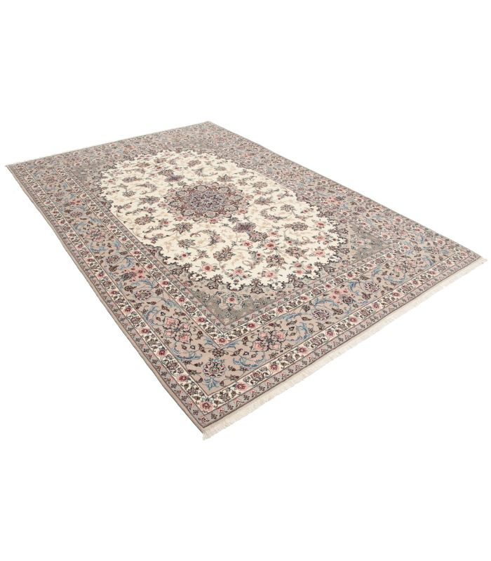 Isfahan on silk warp