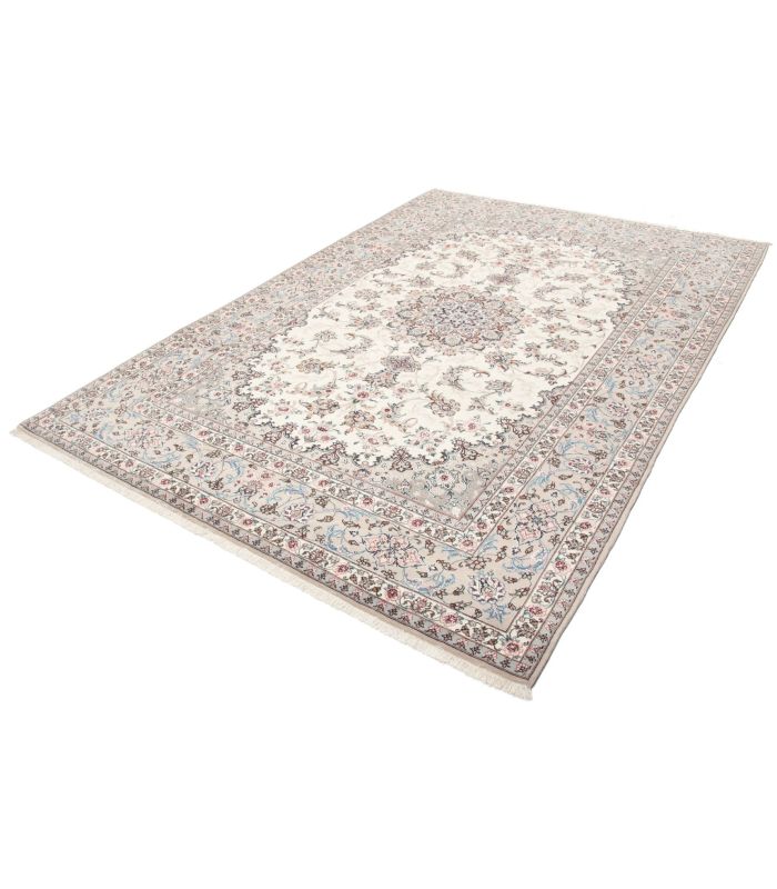 Isfahan on silk warp