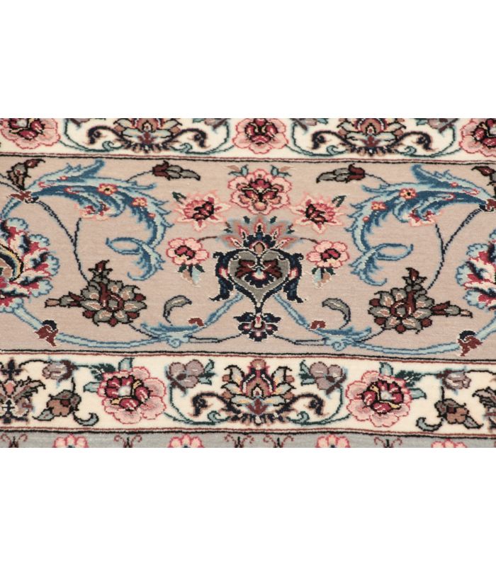 Isfahan on silk warp