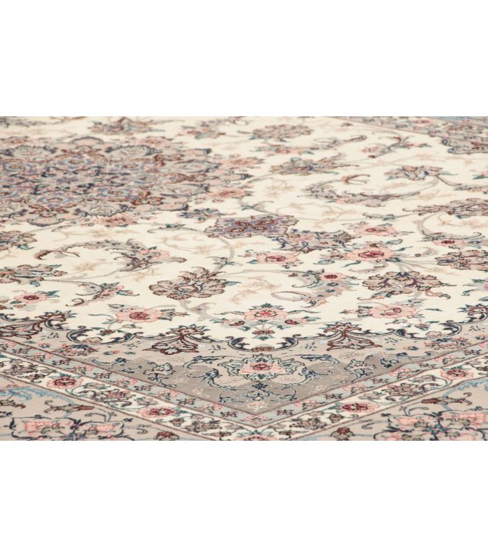 Isfahan on silk warp