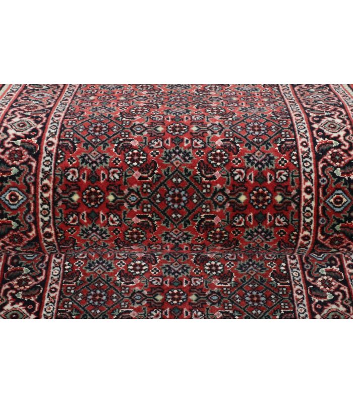 Bidjar with silk contours