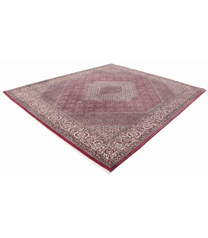 Bidjar with silk contours