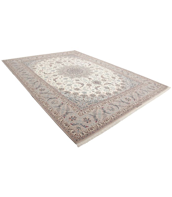 Isfahan on silk warp