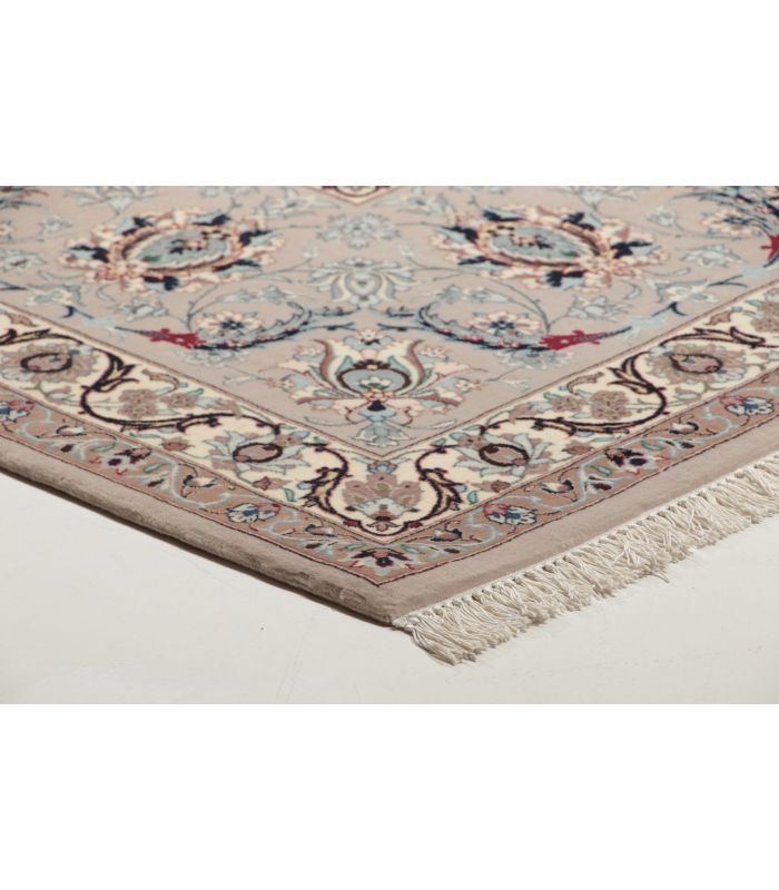 Isfahan on silk warp