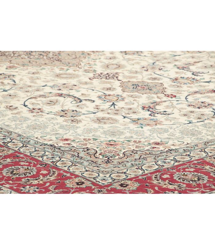 Isfahan on silk warp