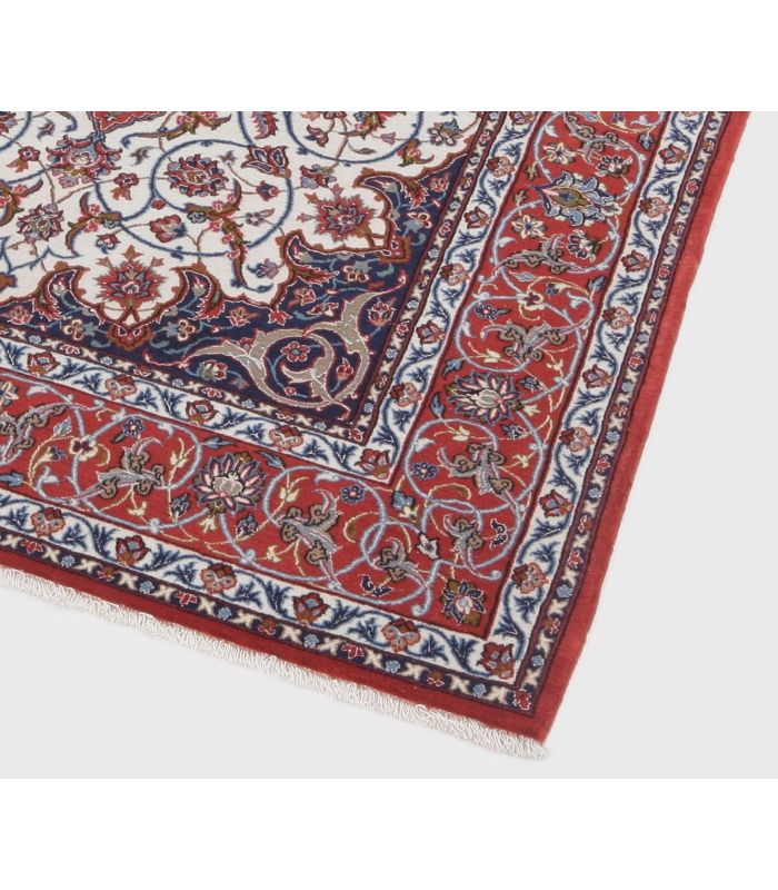 Isfahan on silk warp