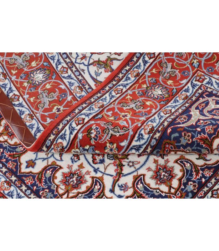 Isfahan on silk warp