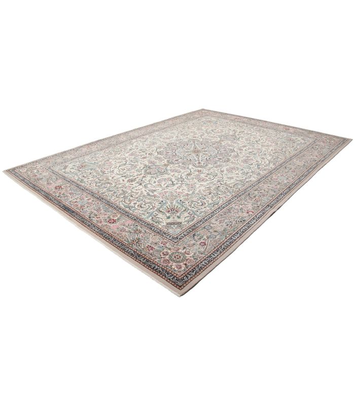 Isfahan on silk warp