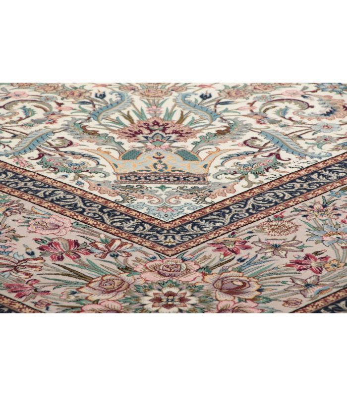 Isfahan on silk warp