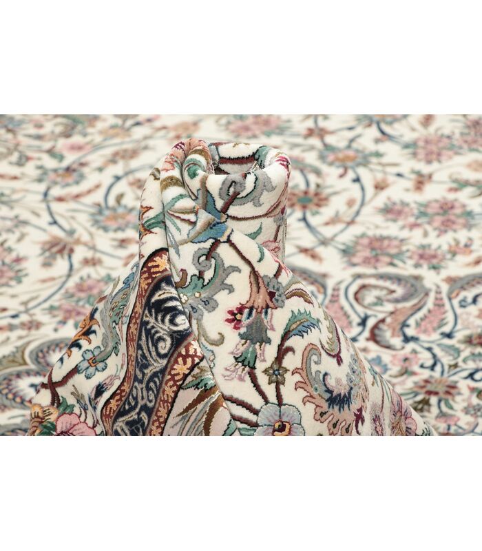 Isfahan on silk warp