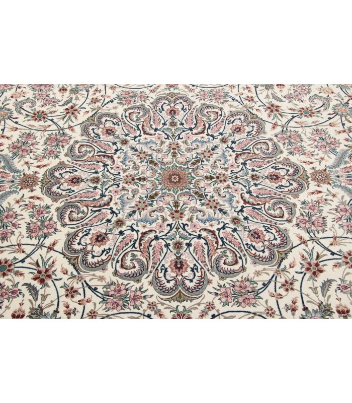 Isfahan on silk warp