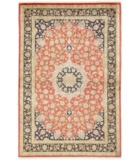 Qum silk