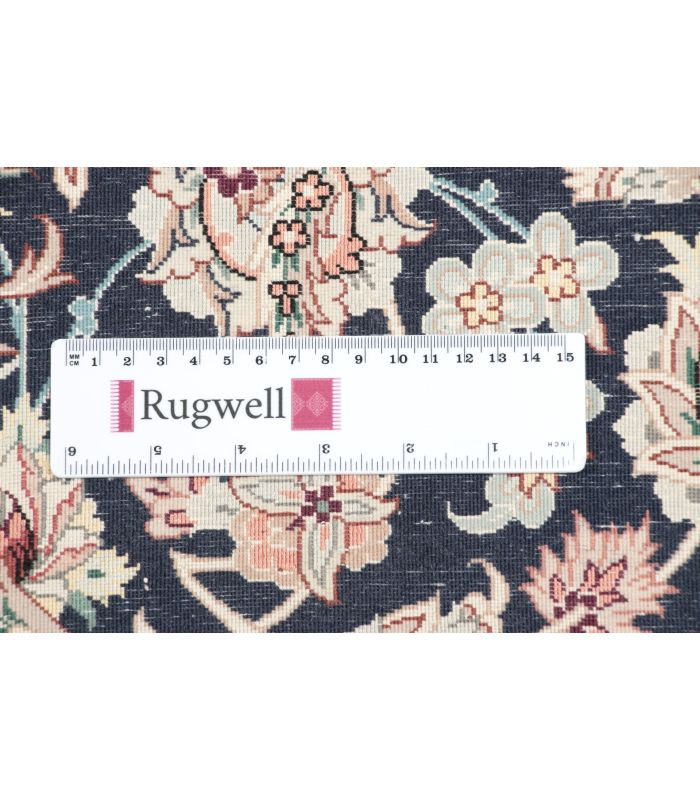 Isfahan on silk warp