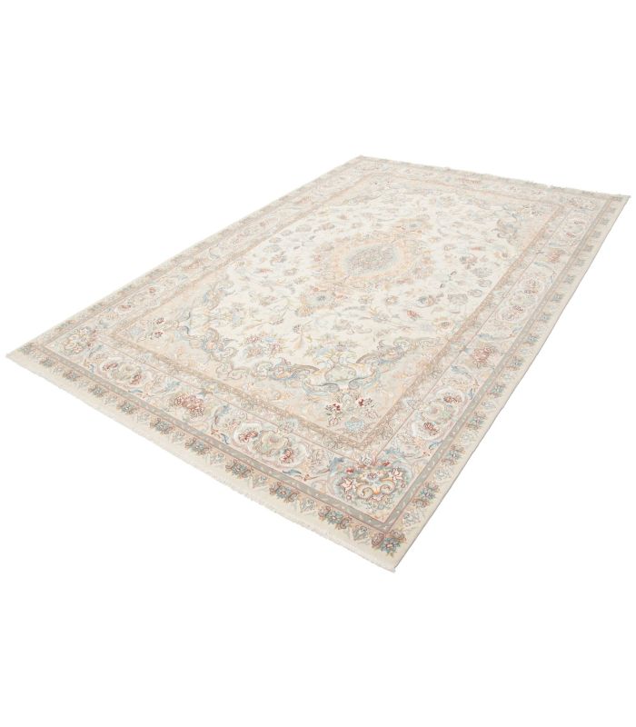 Tabriz 50raj on silk warp