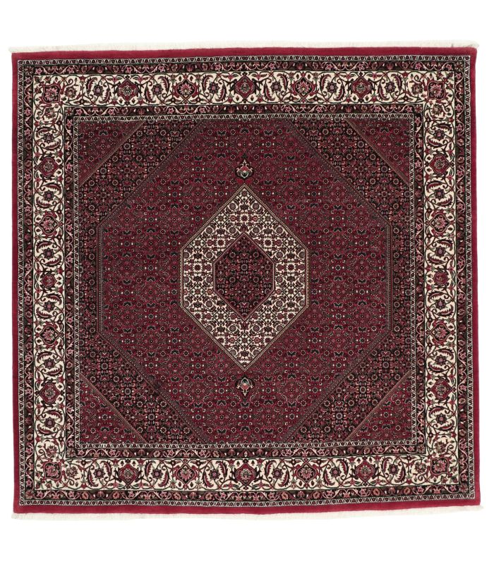 Bidjar with silk contours