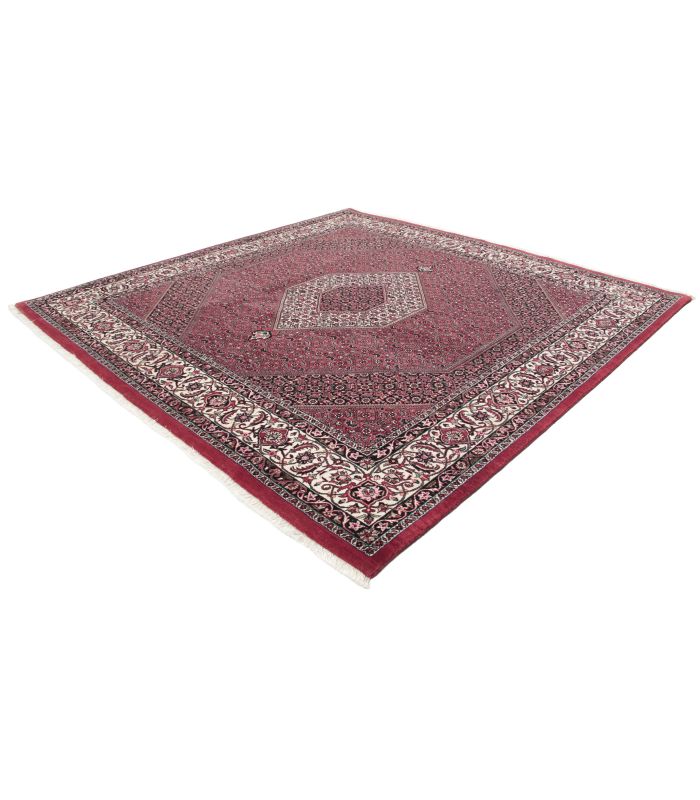 Bidjar with silk contours