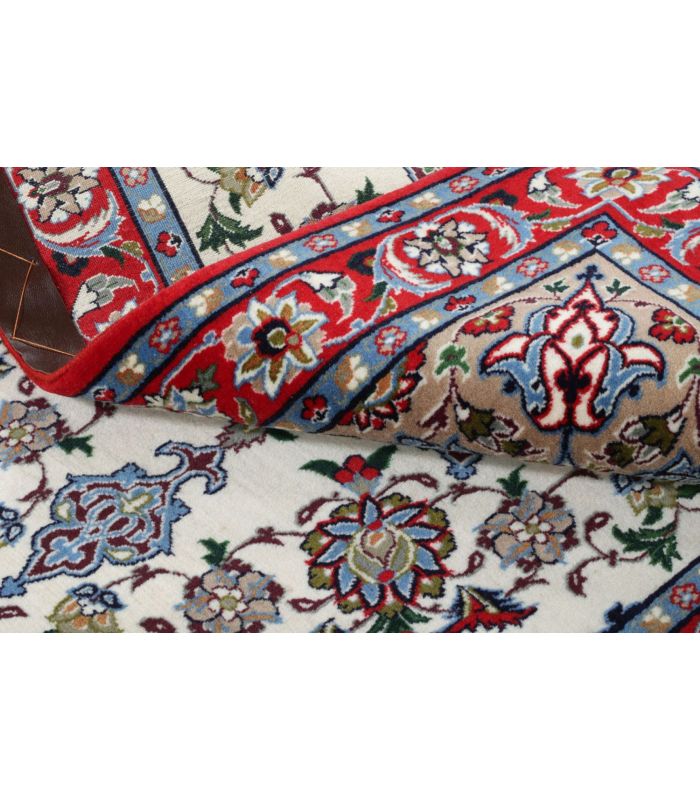 Isfahan on silk warp