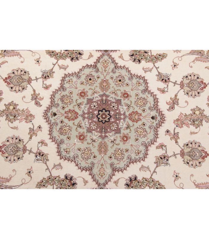 Tabriz 50radj auf Seide