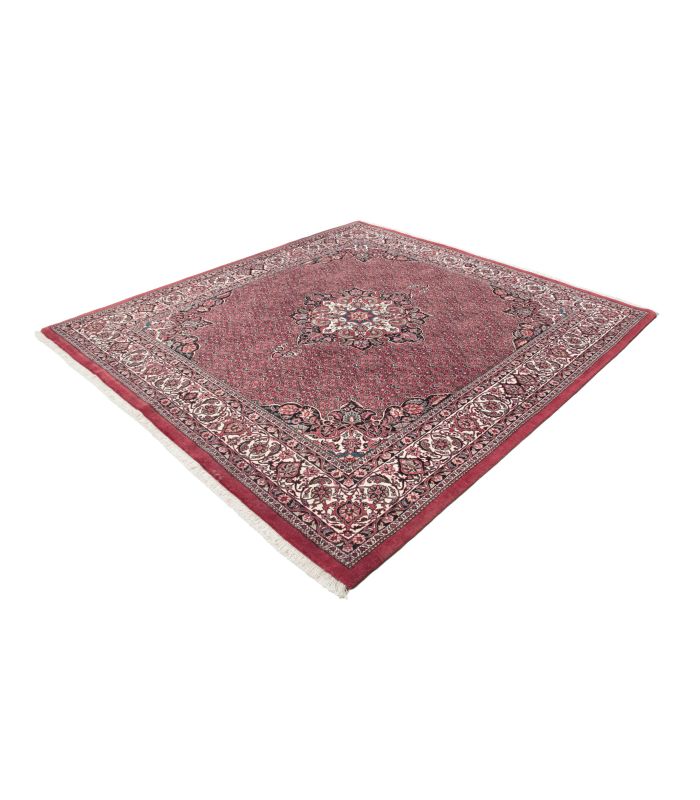 Bidjar with silk contours