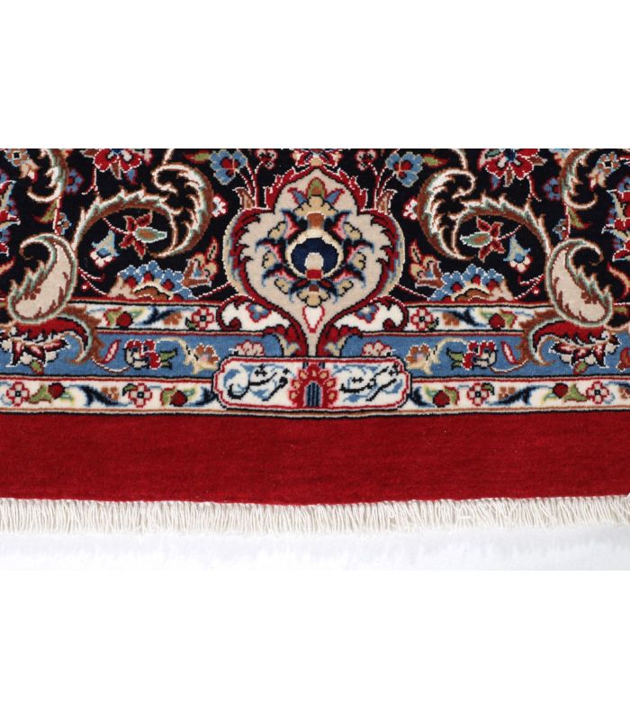 Ilam Sherkat on silk warp