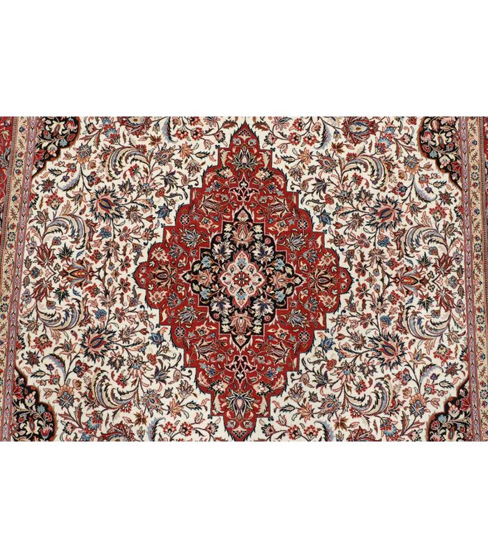 Ilam Sherkat auf Seide