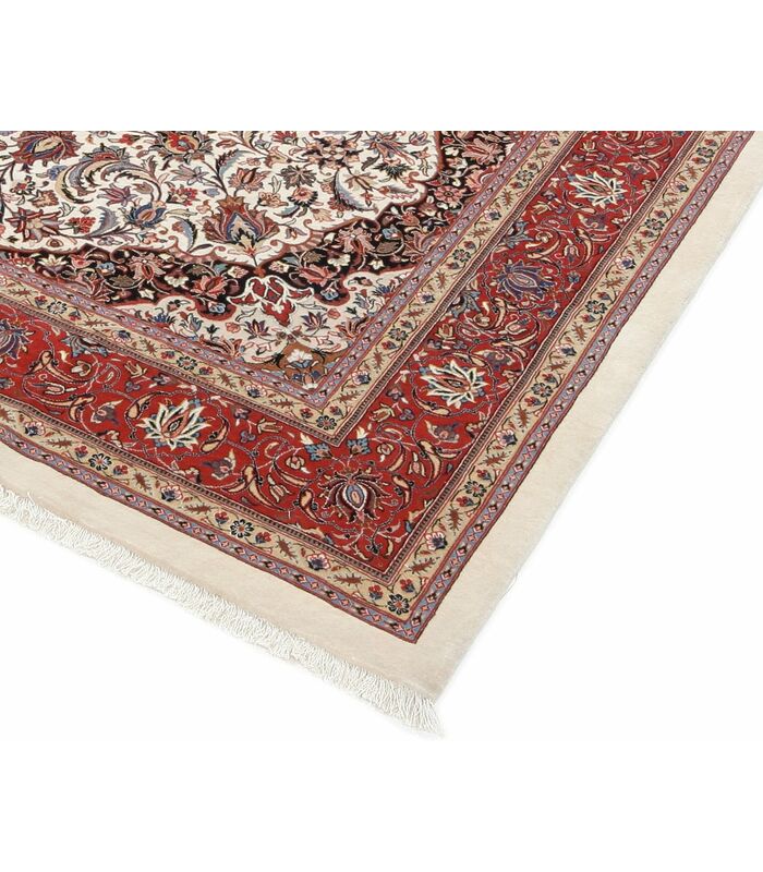 Ilam Sherkat auf Seide