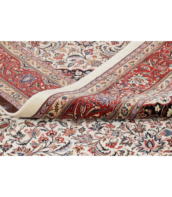 Ilam Sherkat auf Seide