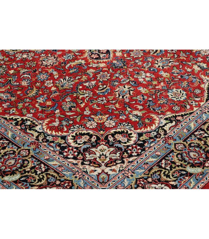 Ilam Sherkat auf Seide