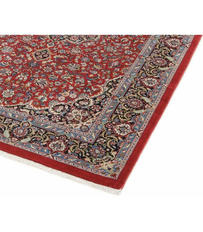 Ilam Sherkat auf Seide