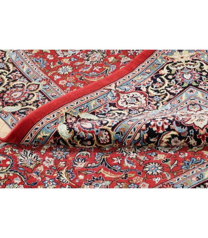 Ilam Sherkat auf Seide