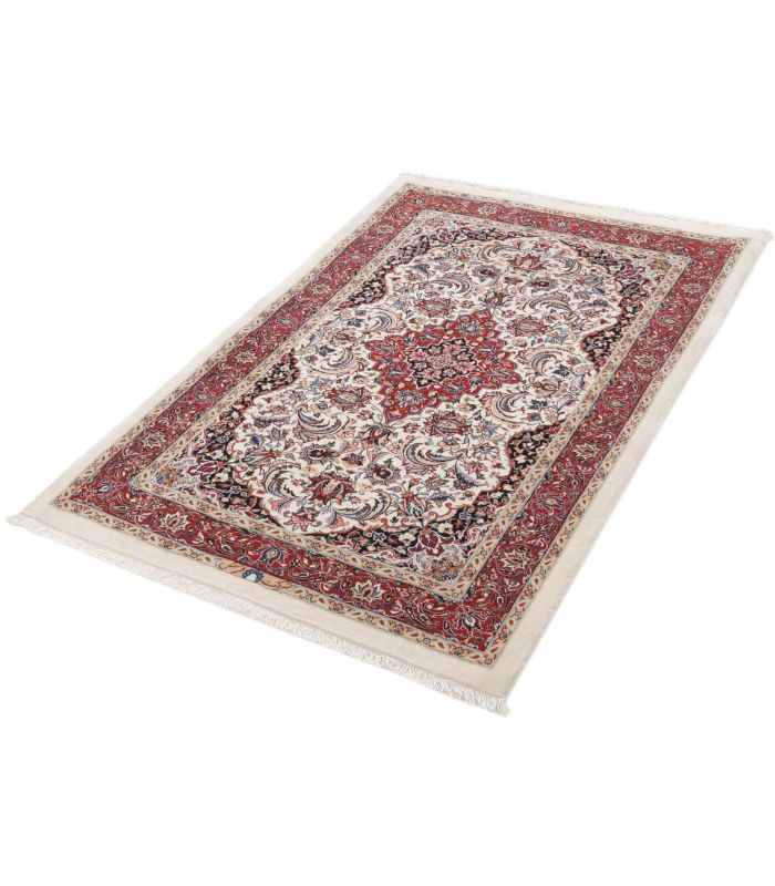 Ilam Sherkat auf Seide