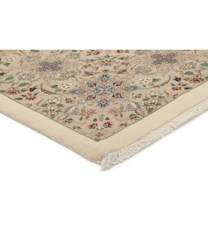 Ilam Sherkat auf Seide