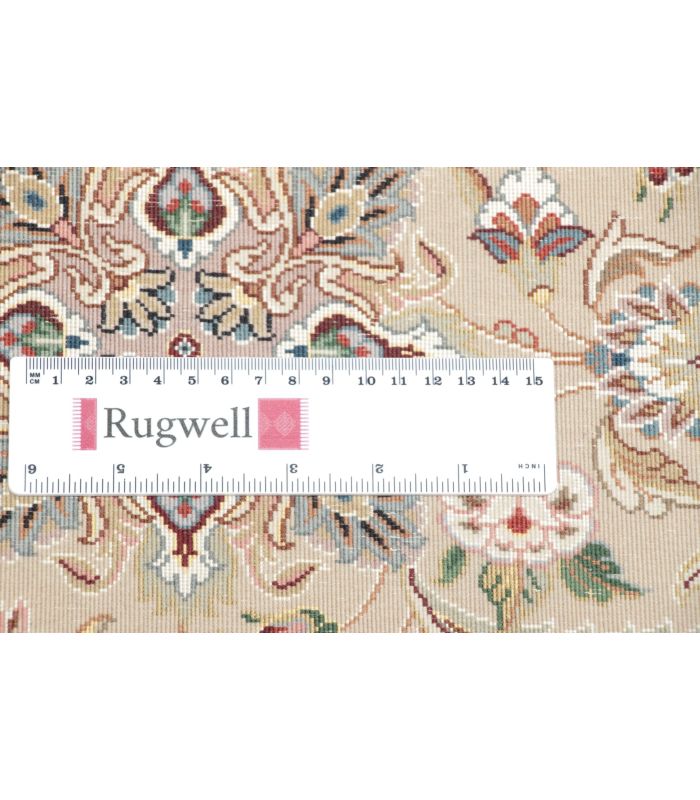 Ilam Sherkat auf Seide