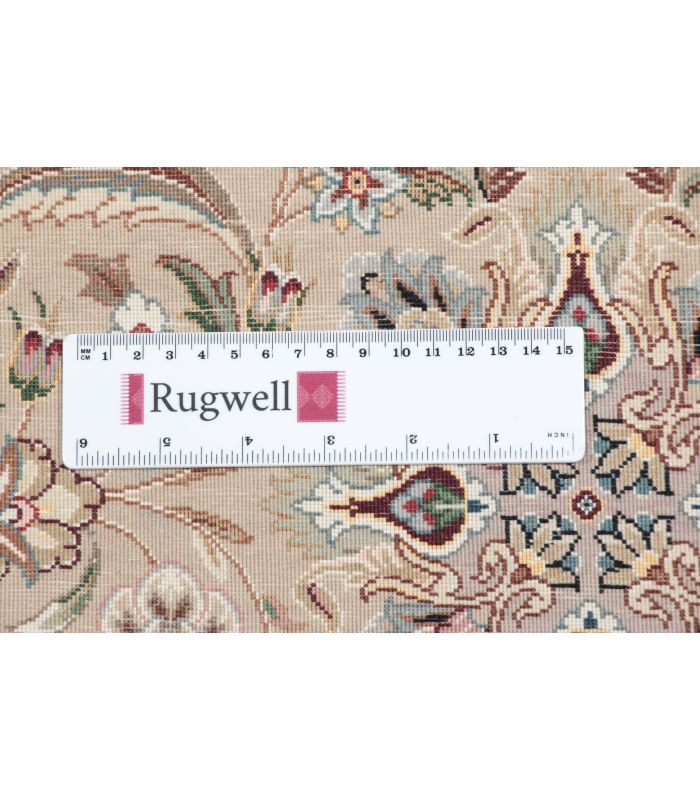 Ilam Sherkat auf Seide