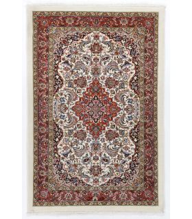 Ilam Sherkat on silk warp
