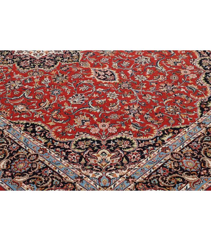 Ilam Sherkat auf Seide