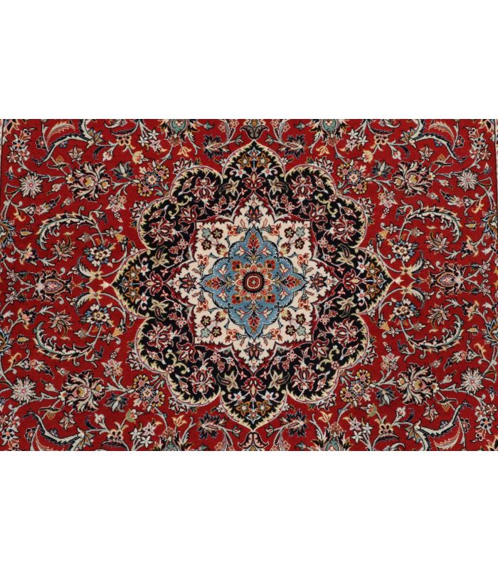 Ilam Sherkat auf Seide