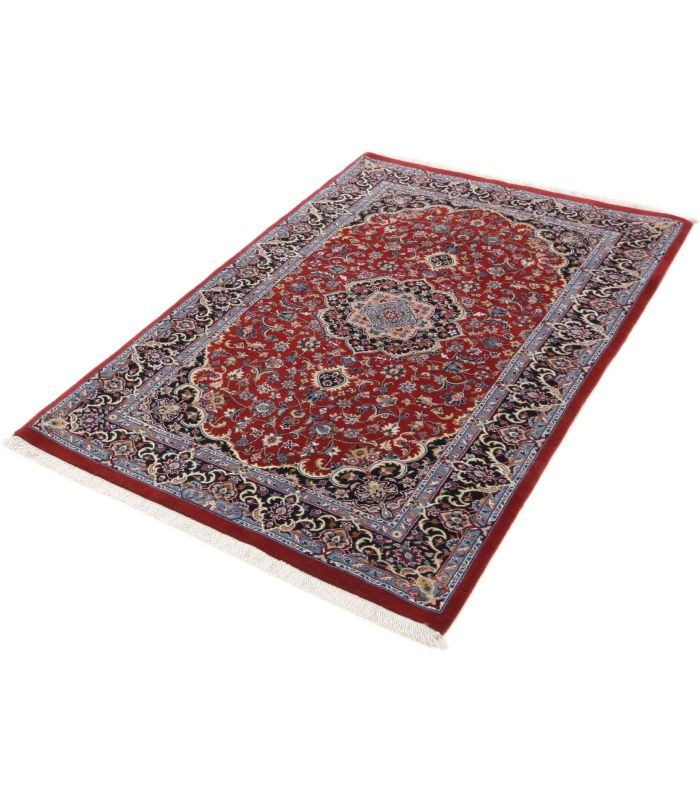 Ilam Sherkat on silk warp