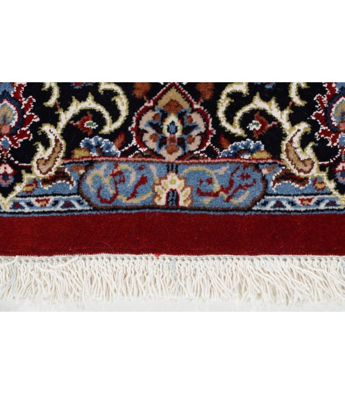 Ilam Sherkat on silk warp